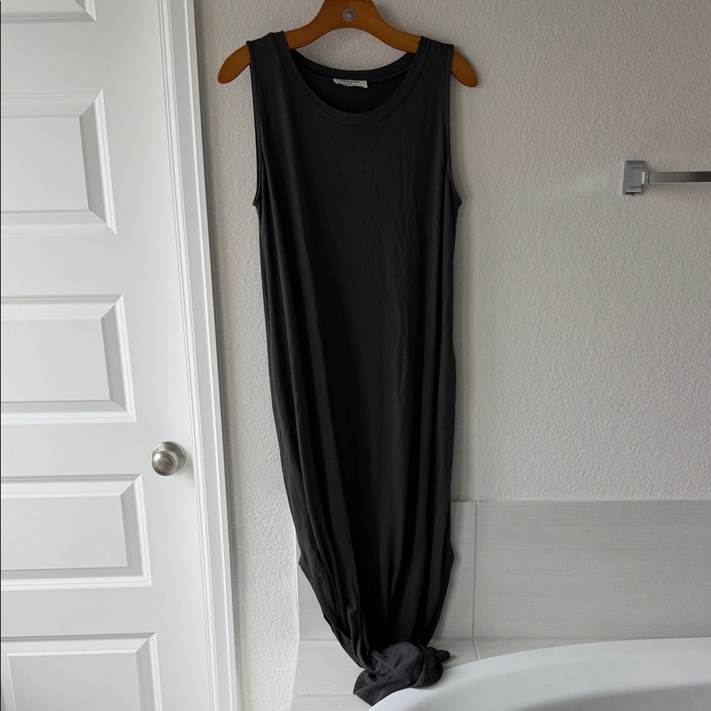 Zenana Outfitters Black Sleeveless Maxi Dress